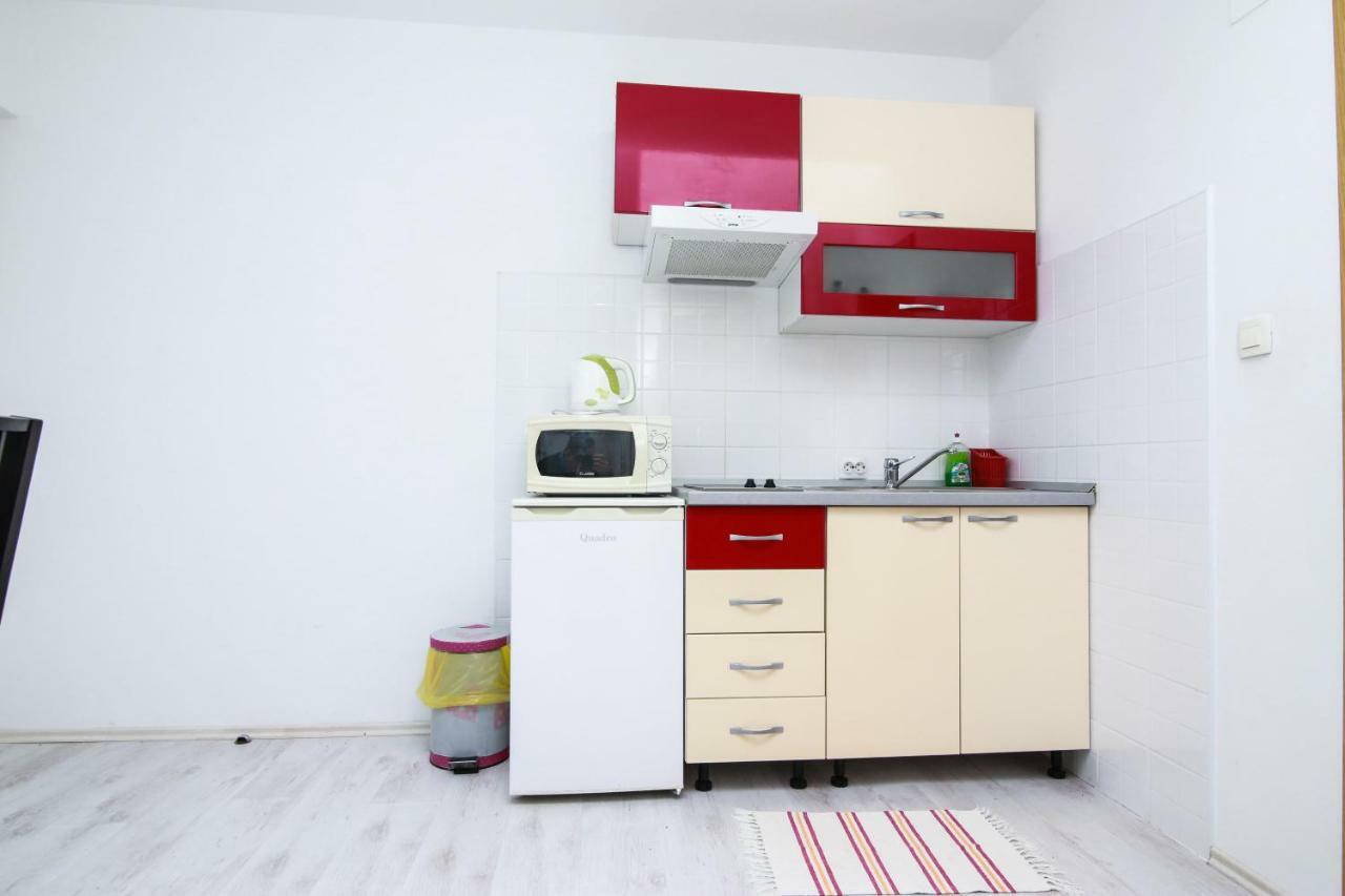 Apartments Alma Podgora Luaran gambar